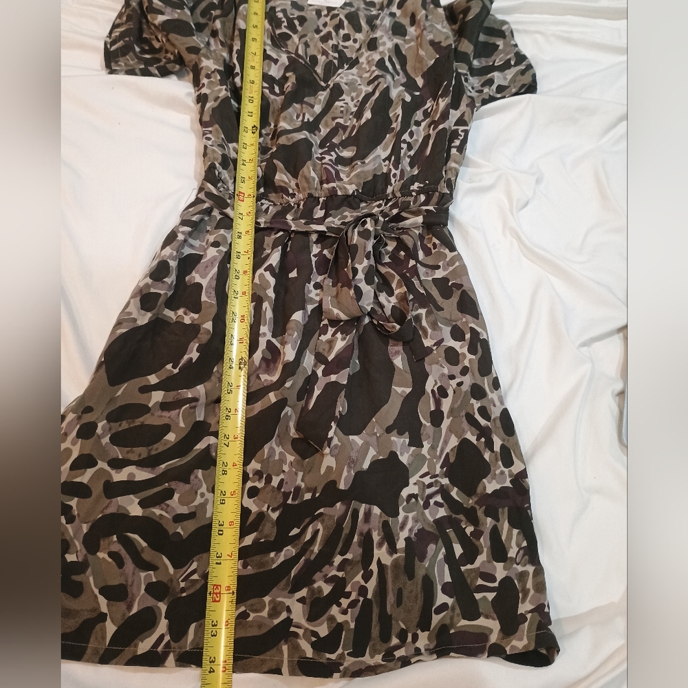 NWT Women's Anthro Charlie Jade Belted Camouflage Dress V Neck Size XSmall - Picture 8 of 8